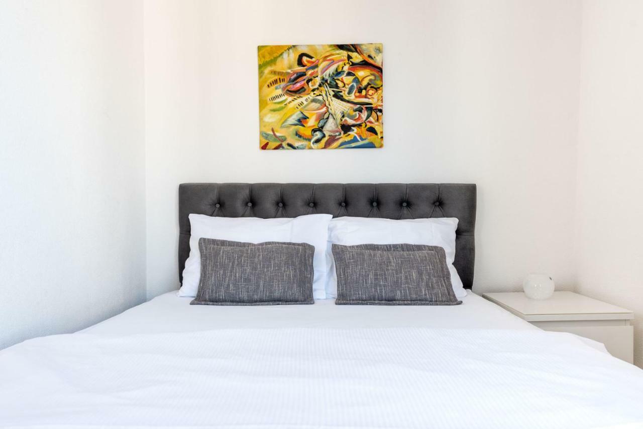 Iq130 Guesthouse زيورخ المظهر الخارجي الصورة